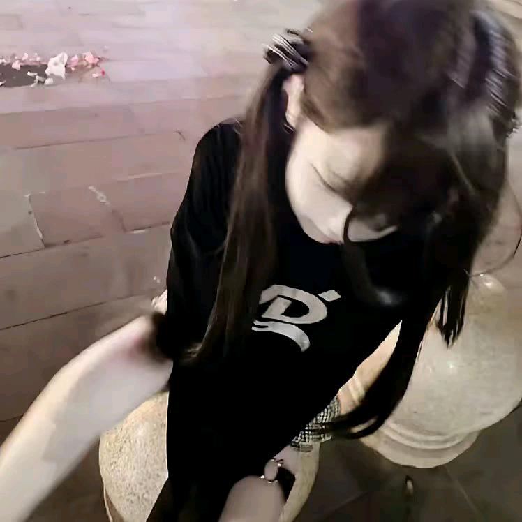 世界我对不起谁了