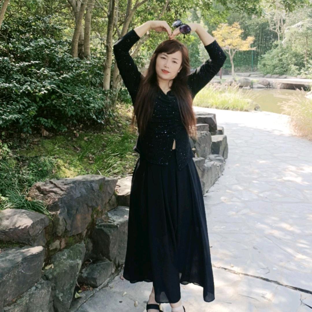 李万芬