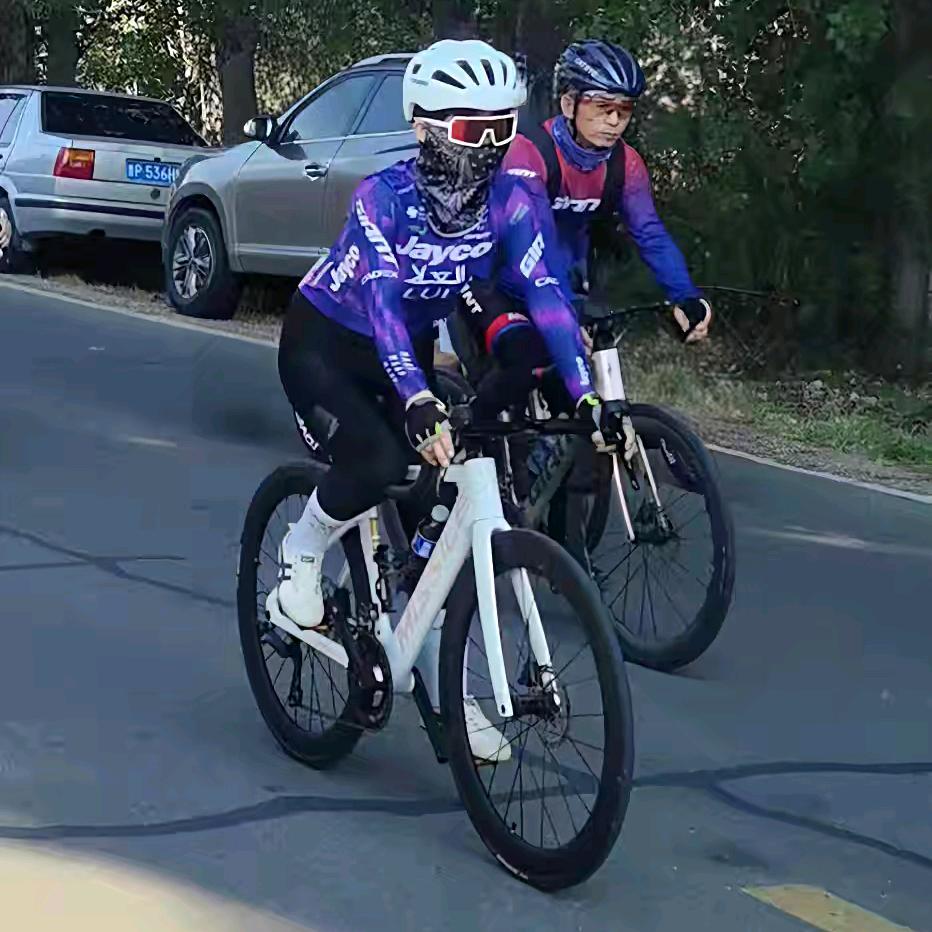 遇见🚴♀️Eason