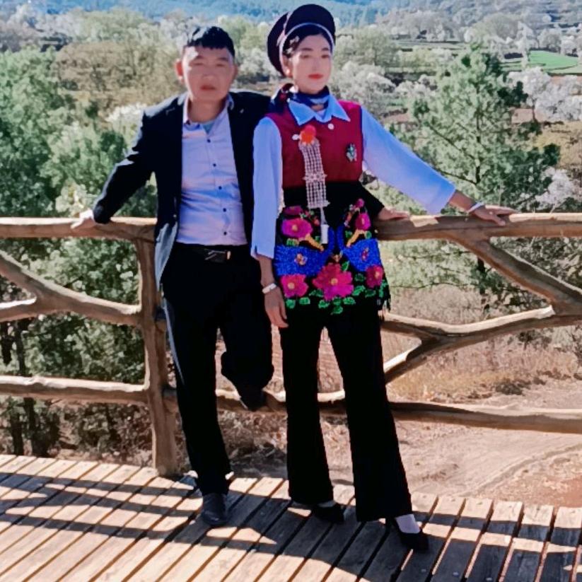 建水宏玖自助烧烤！