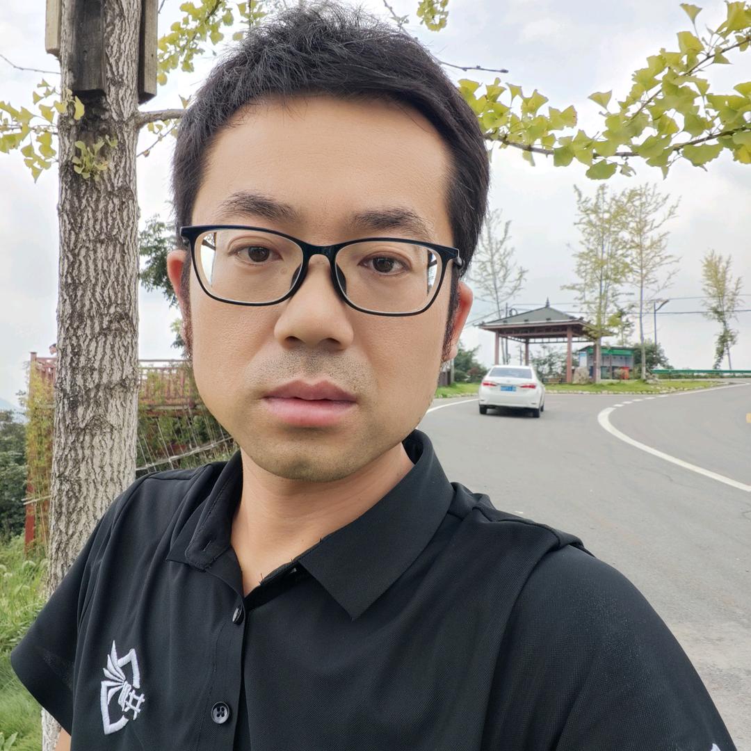 张帅华|共翔封边机|湖北帅友
