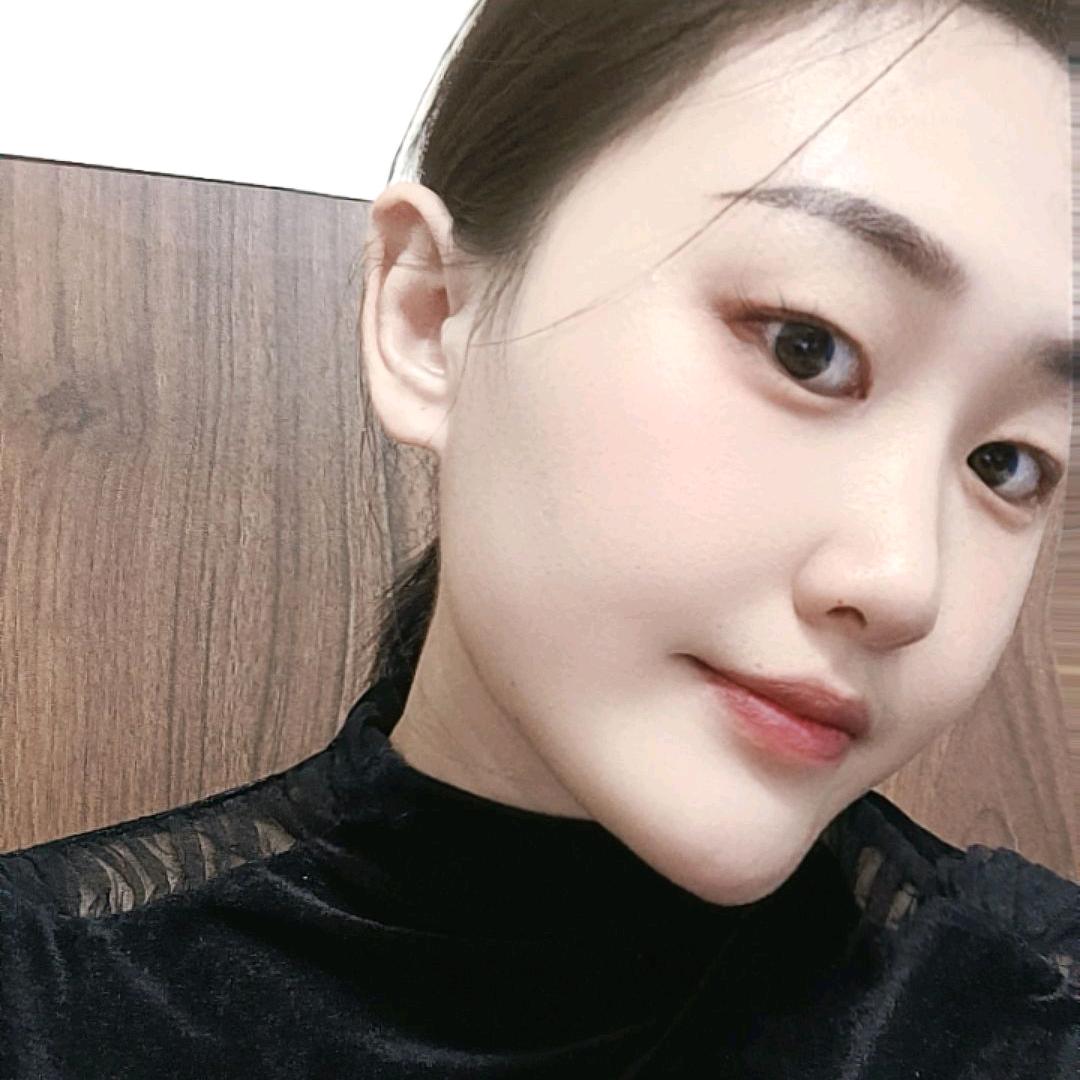 刘小佩同学