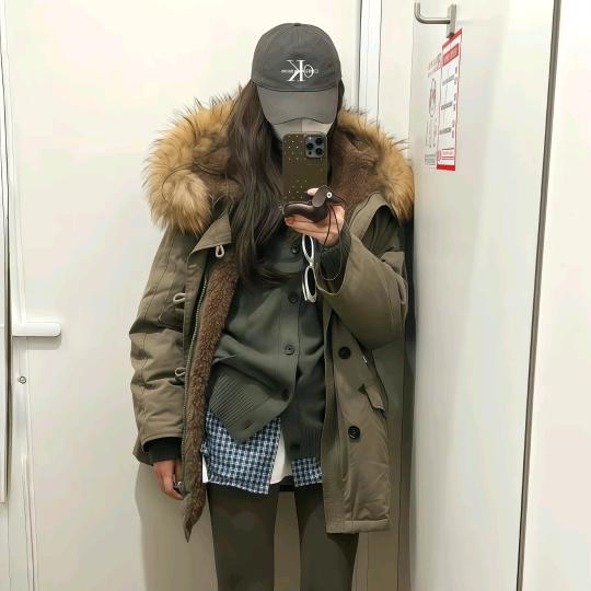 人生不离不弃✌︎' ֊'