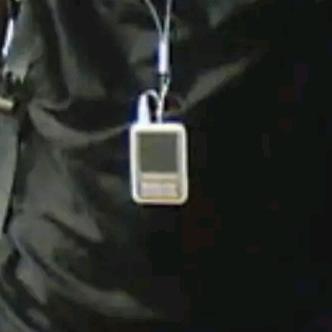 不愿透露姓名的张先生