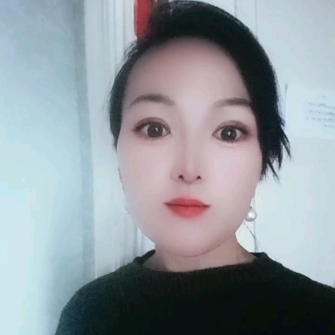 李萌
