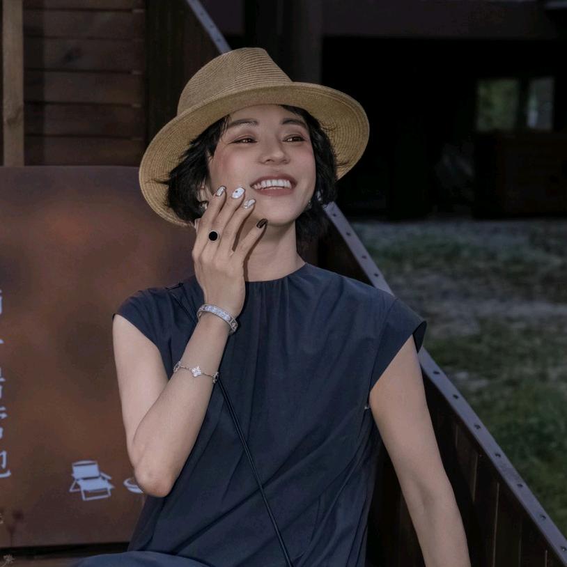 丽霞服装【穿搭馆】