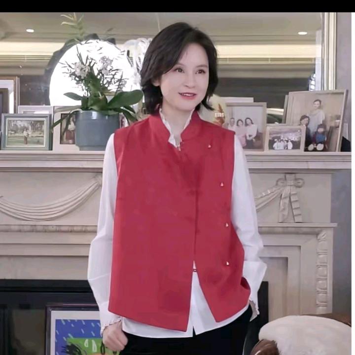 我是摩羯♑水蜜衣橱。