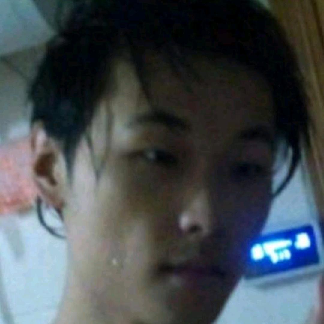 惴惴不安的驍瀟