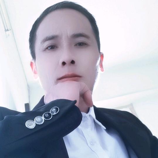 曹哥，爱唱歌