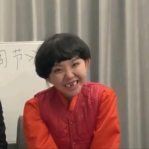 哆啦A璐