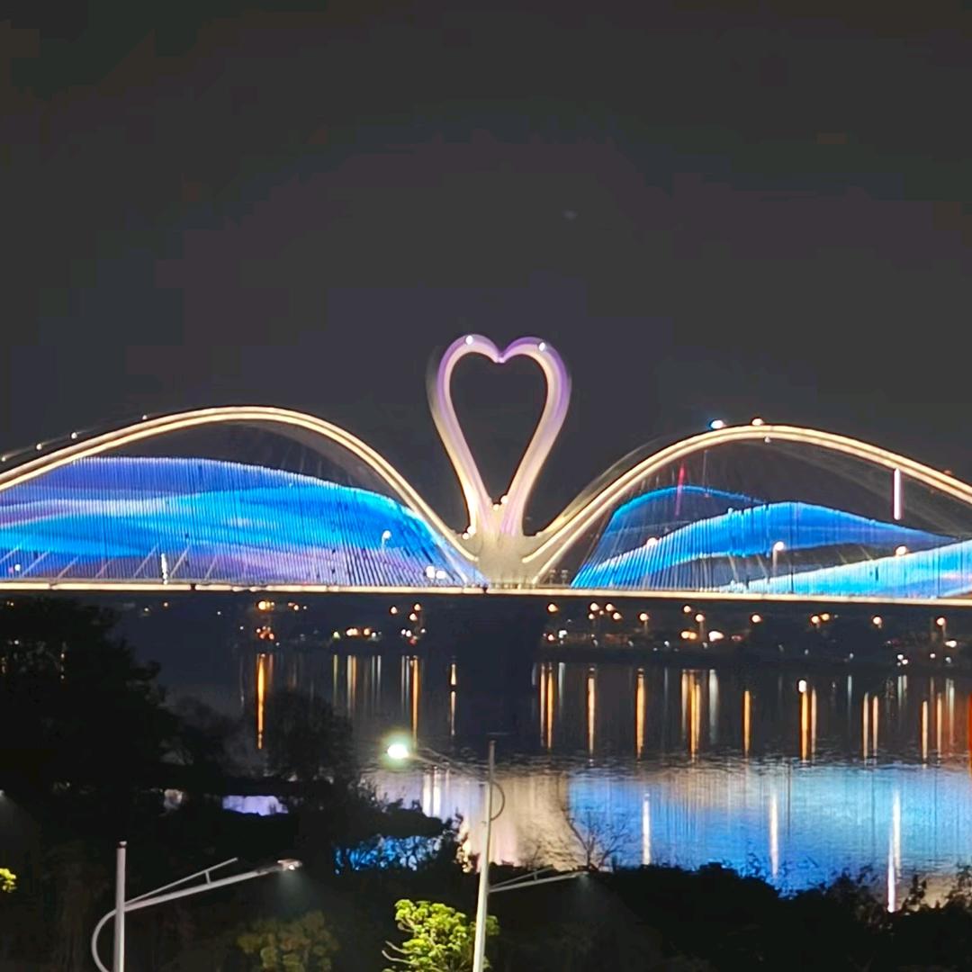 坤少