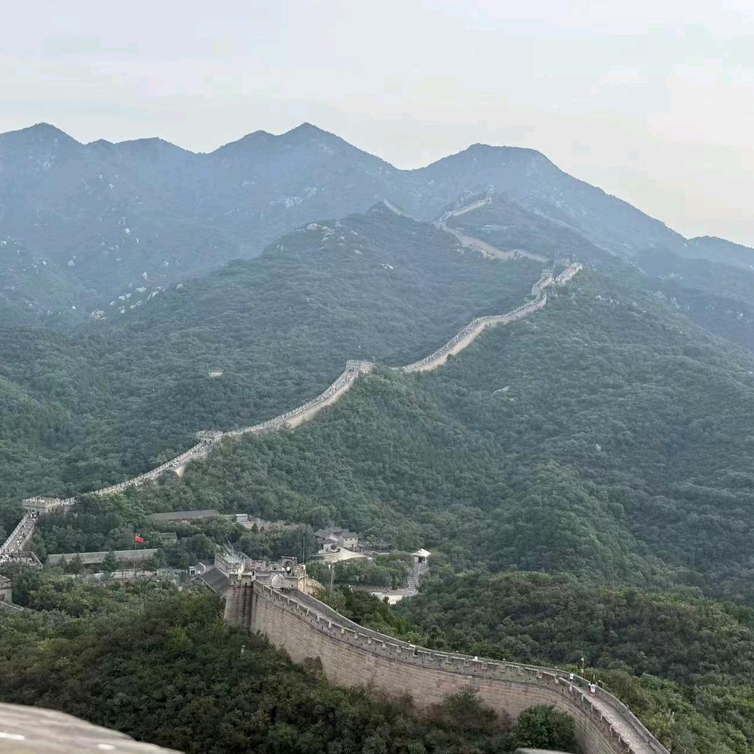 我喜欢玩抖音。