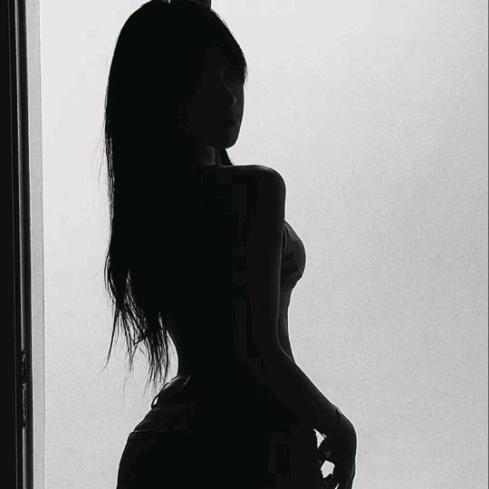 小蒋爱吃饭【V-TWO】