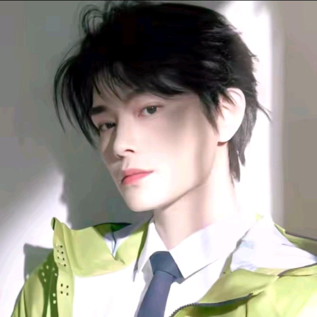 爱丁^_雾眠.