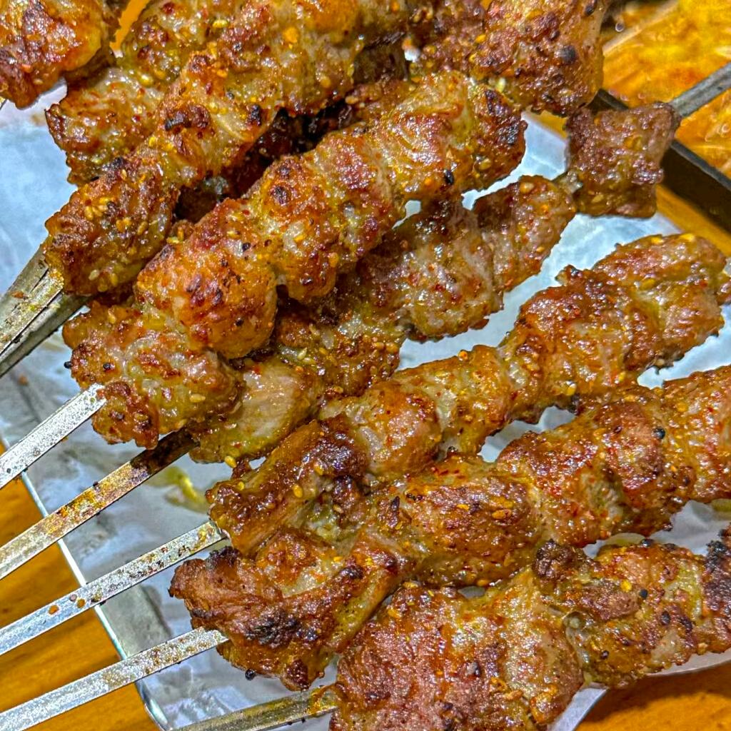 赵大叔一元烧烤六元面