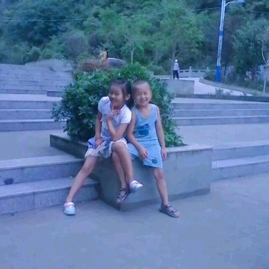 二中文化街茶歪歪🥤韦姐姐