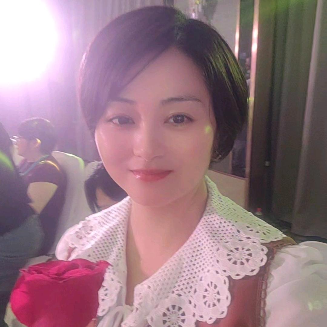 贺小丽