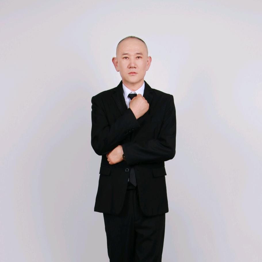 时韵整装一老谭