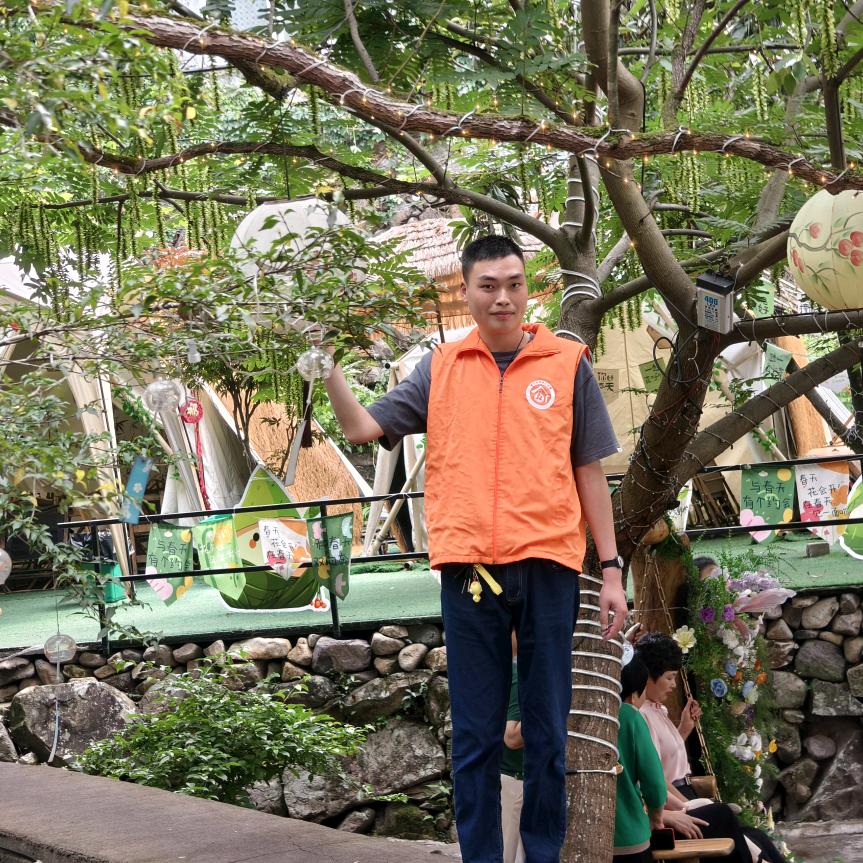 超级无敌大帅哥，陈圣升