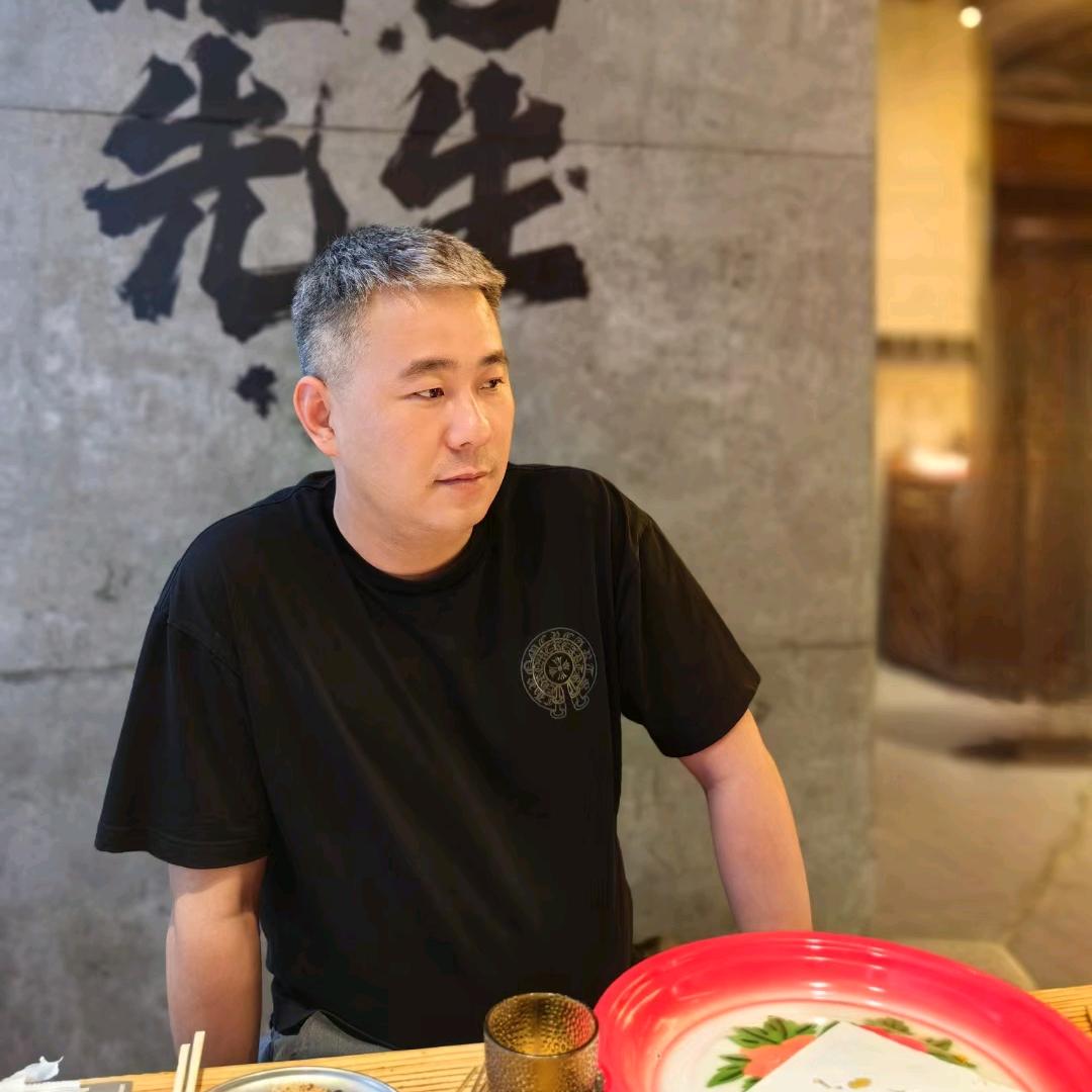 龙二叔
