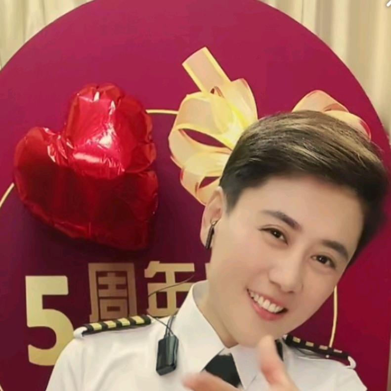 💞陈✨吕✨嵘昆🌴