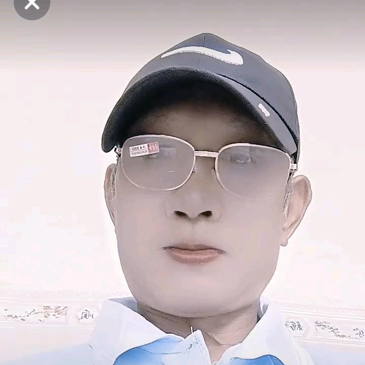 荣村忠歌