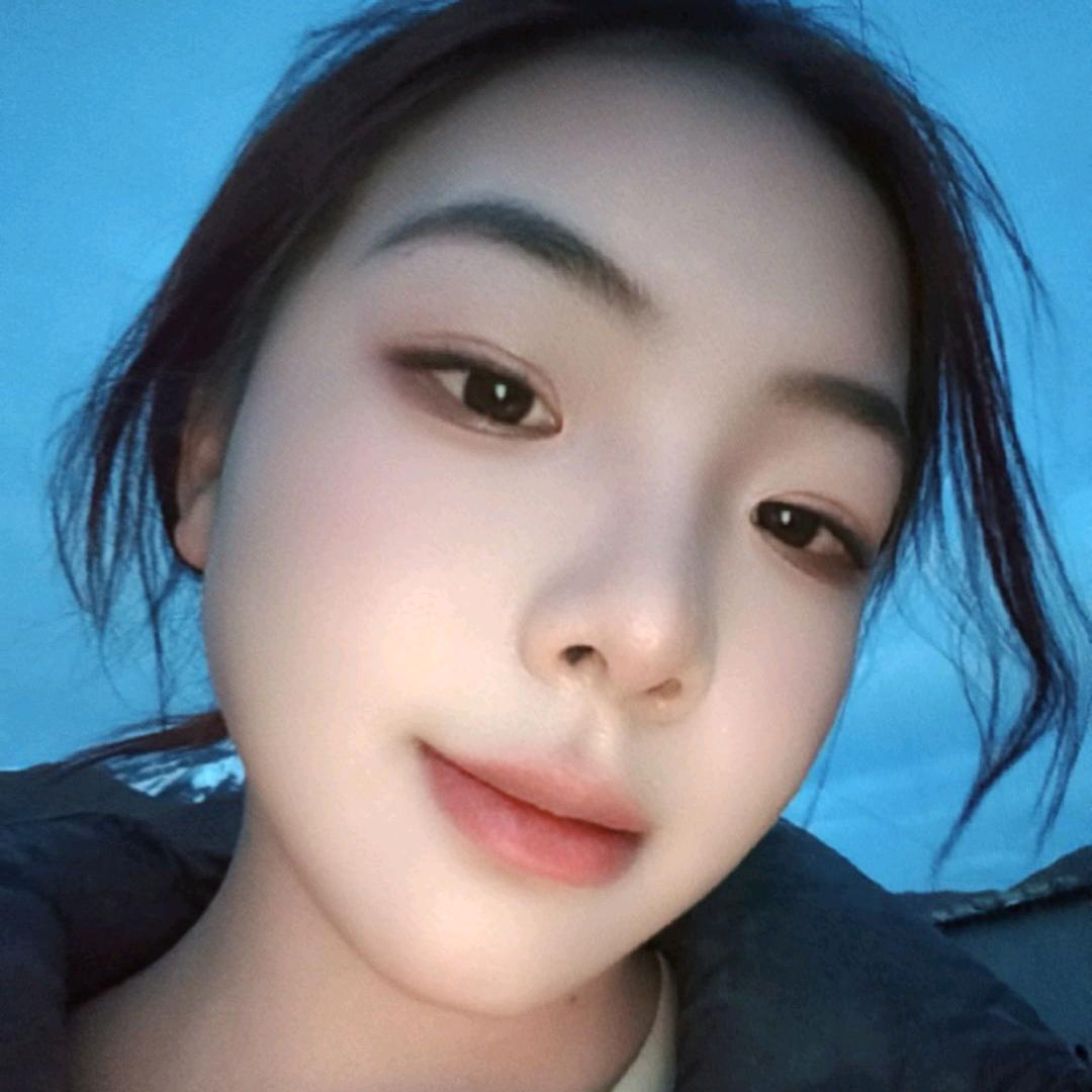 👀