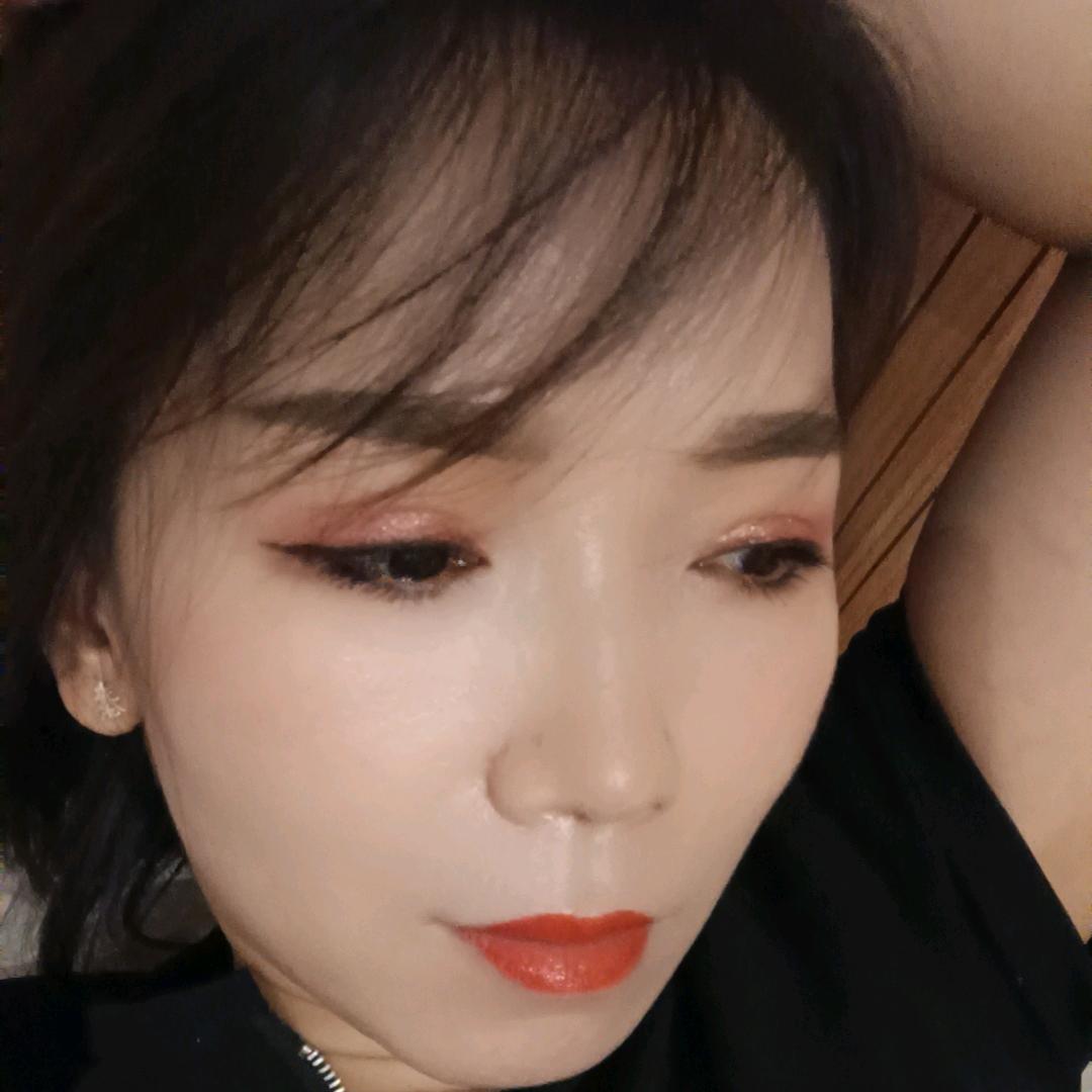 秦秦