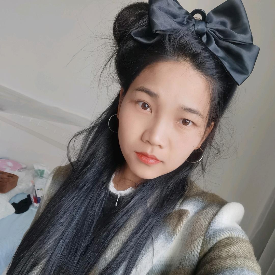 莹莹
