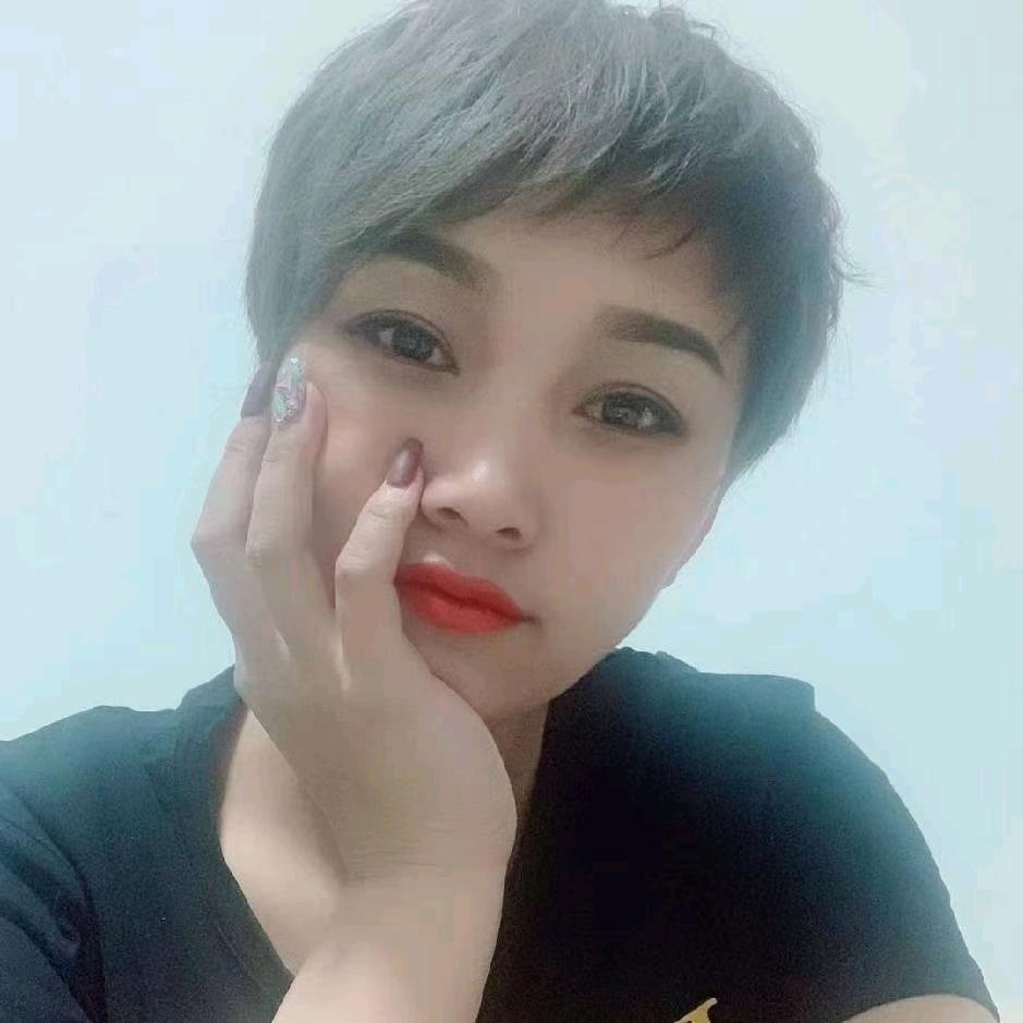 妍妍（小海鲜）