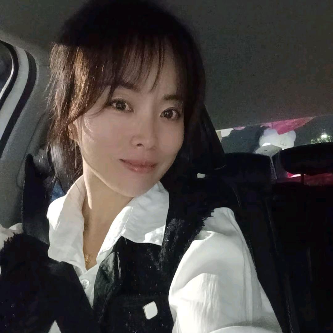 墨染青衣颜