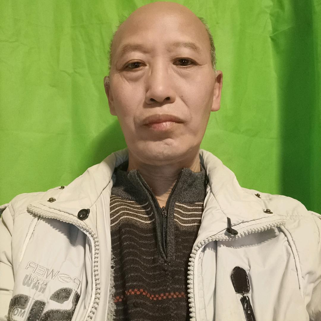 （李哥哥）聊天主播，见关注别回，交个朋友