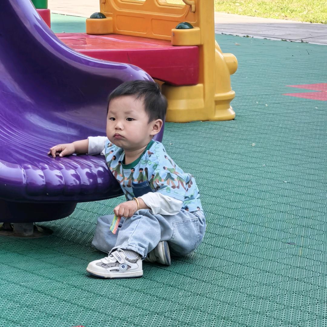 李先生-