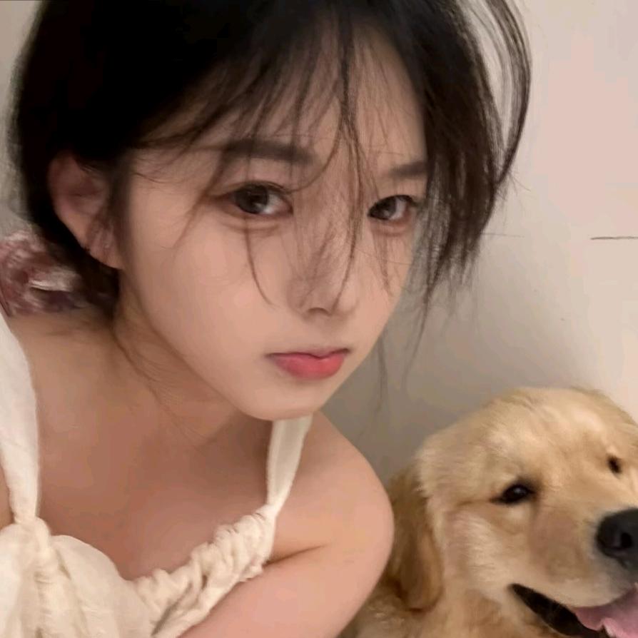 我在月下许愿💟