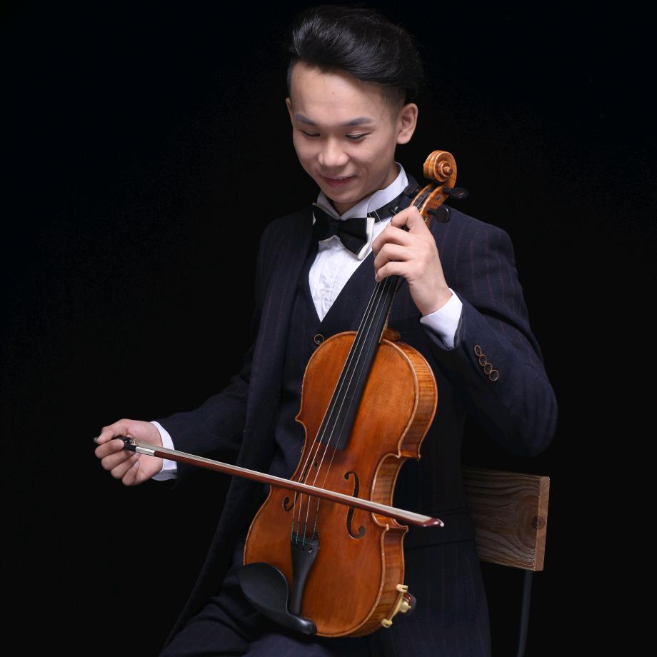 🎻小雨锯木头