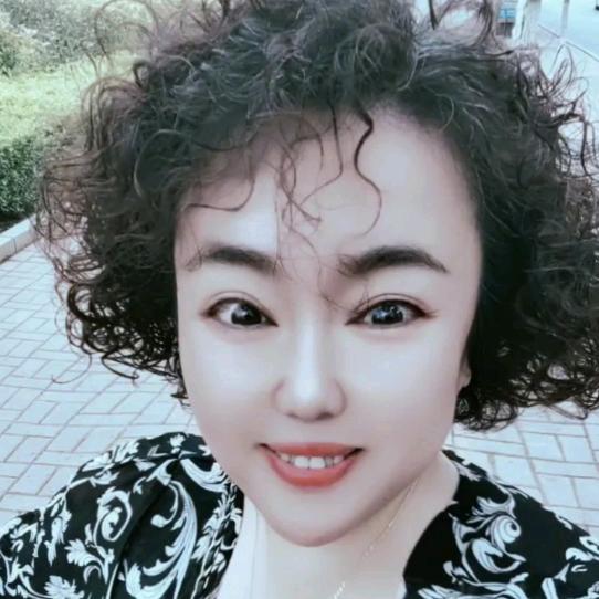幸福的红玫瑰