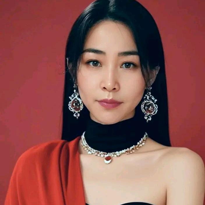 芳踪乍现