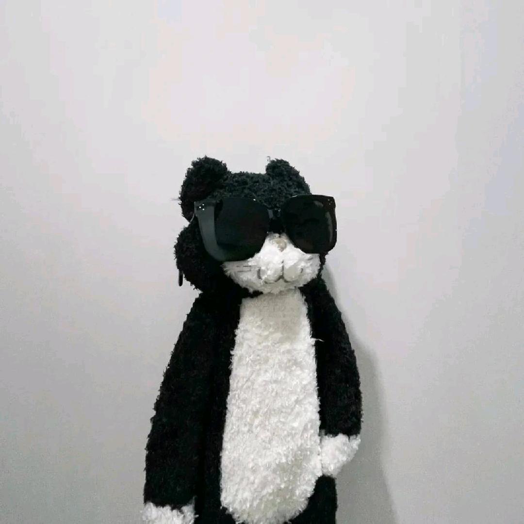 749.