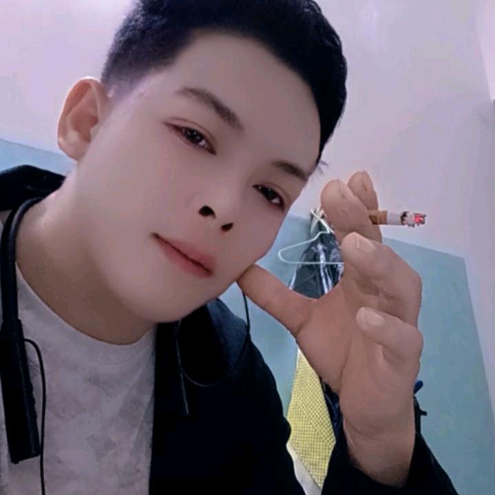 80后的苦命男孩