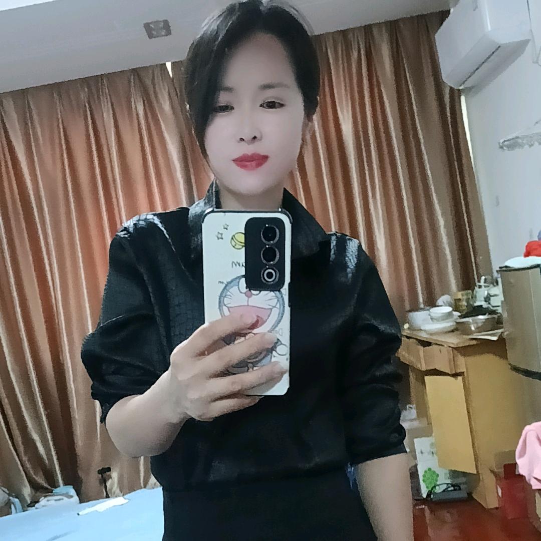 @微微睡醒了
