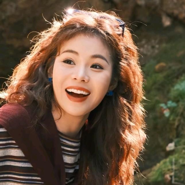 几里与麻时尚穿搭