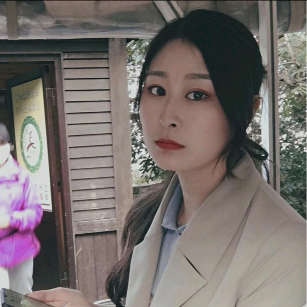 小猫猫腻儿