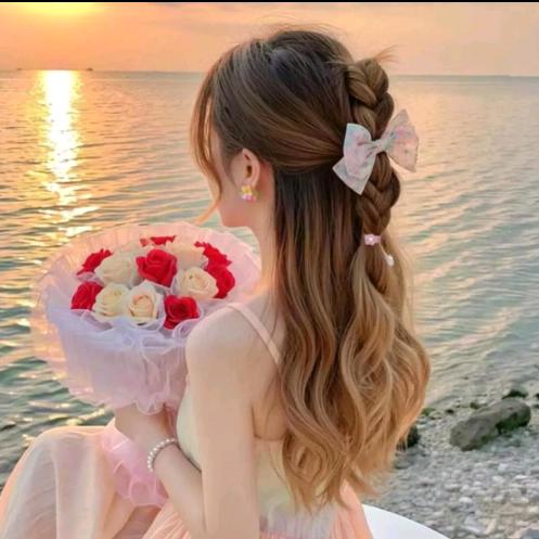 ℳঞ ໌້ᮨ小爱🍒