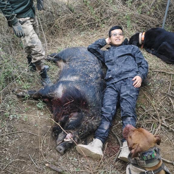 山猎义务护农小杨