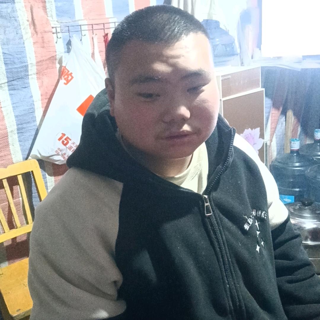 熊意航