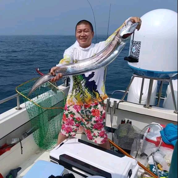 郭 小 凯