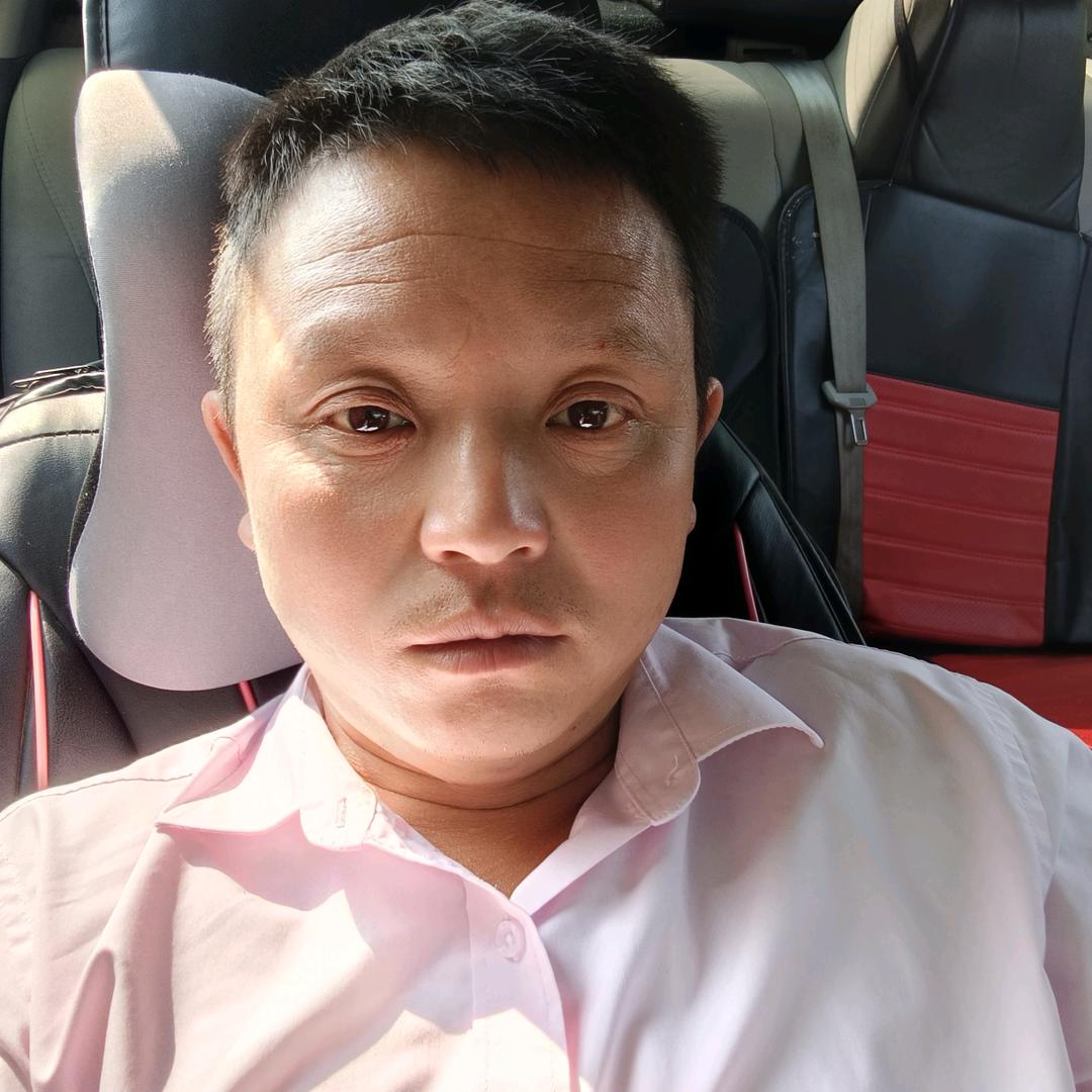 陳，龙在天下，