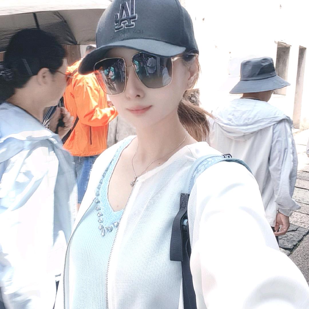 😄😄 Linda  鱼的记忆