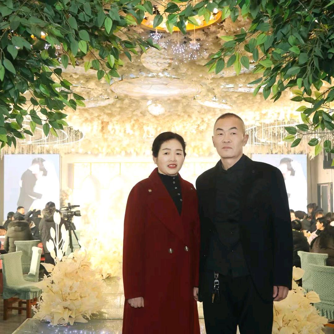 崔桥，坡哥家纺窗帘