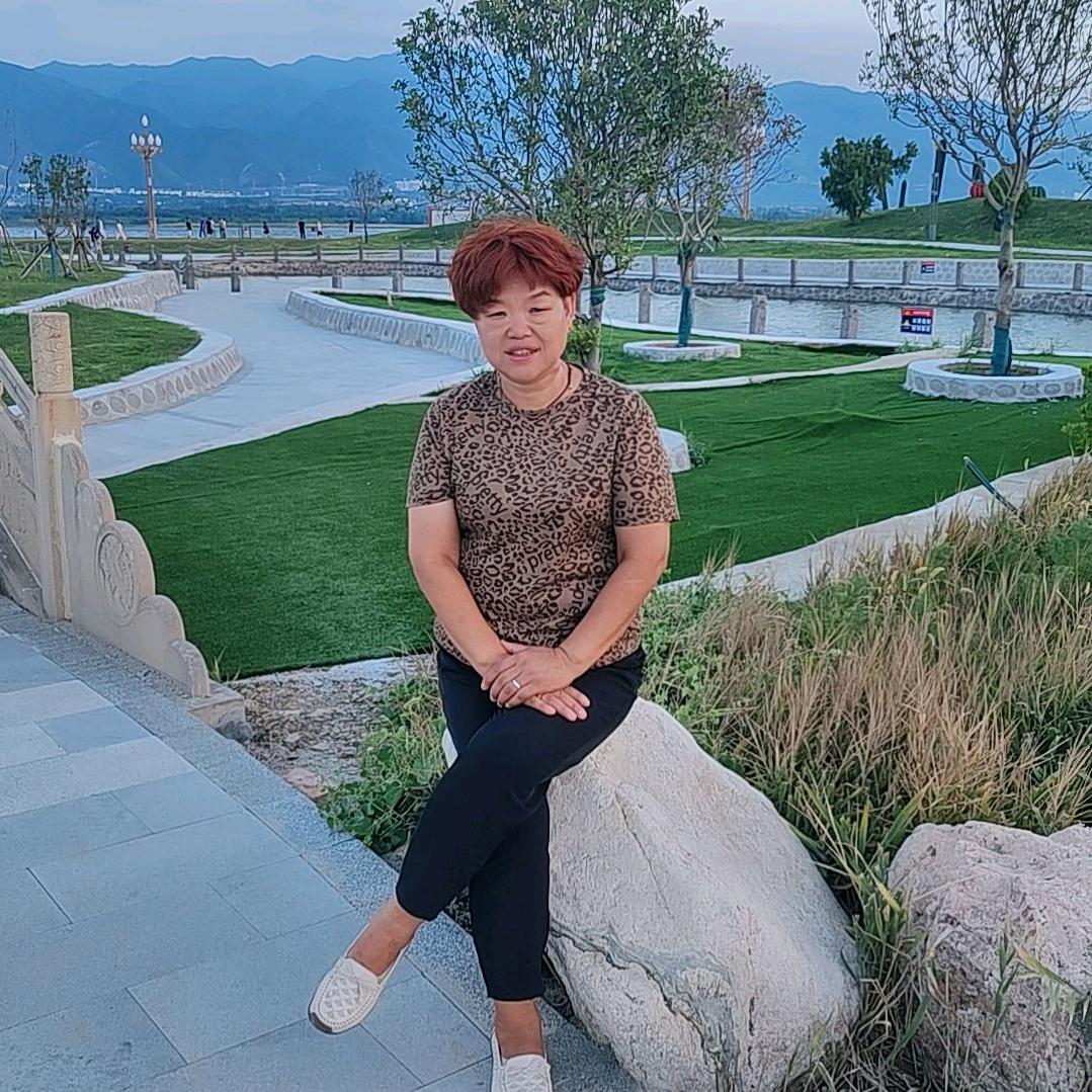 鑫鑫奶奶（关赞必回）（拒绝聊天）